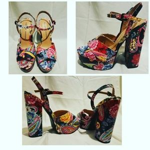 Brand New Chinese Laundry Paisley sandals
